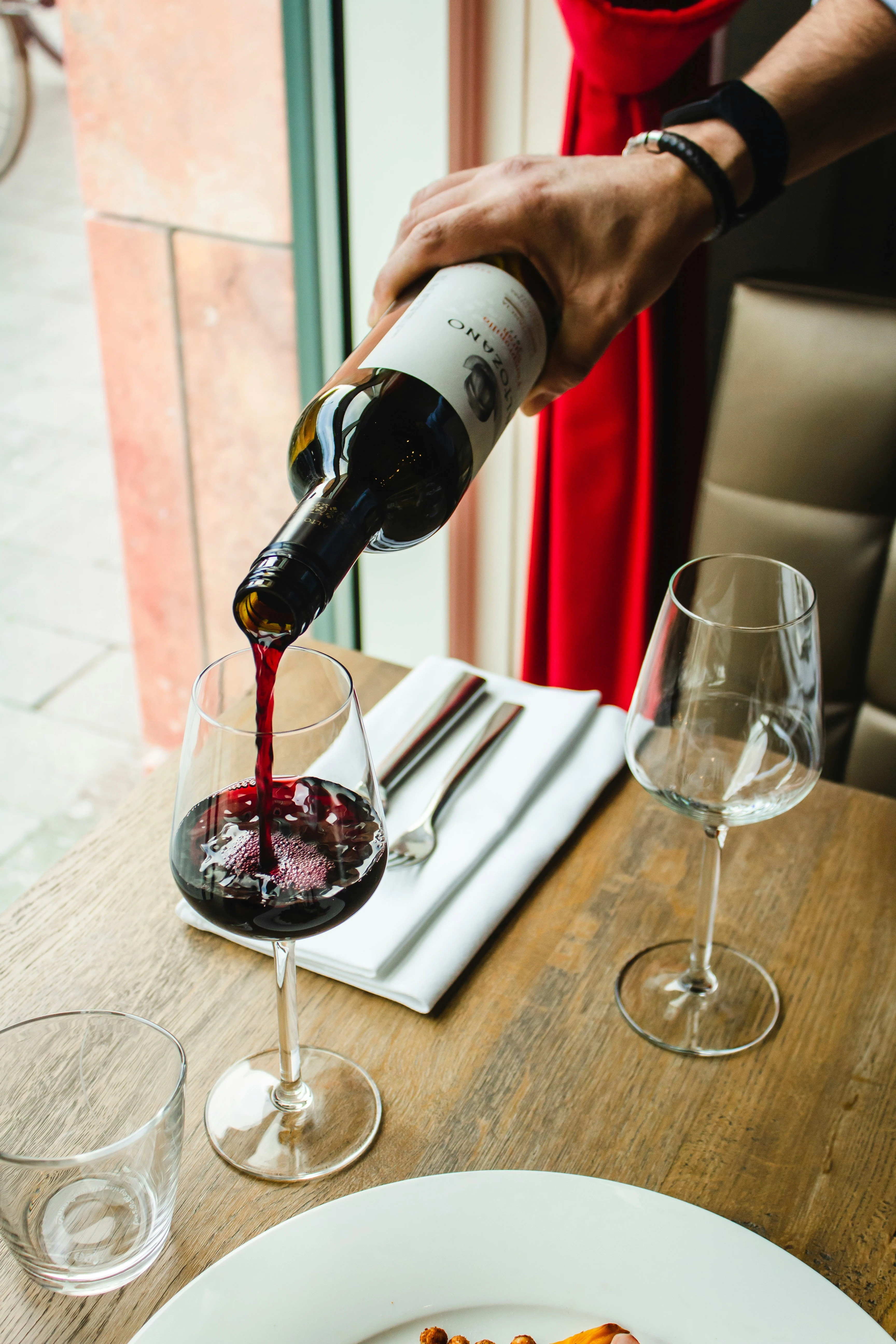  Botella de Vino Chateau con Copa 